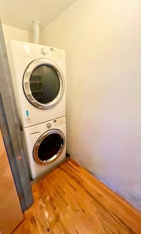 210 Lincoln Street 304, Boston, MA 02111