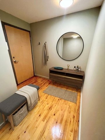 210 Lincoln Street 304, Boston, MA 02111