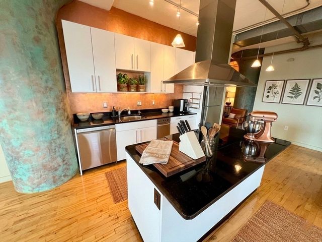 210 Lincoln Street 304, Boston, MA 02111