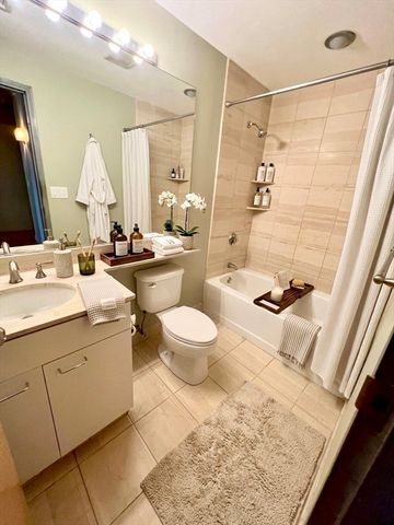 210 Lincoln Street 304, Boston, MA 02111