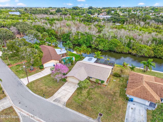 1081 Sunswept Road NE, Palm Bay, FL 32905