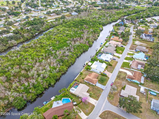 1081 Sunswept Road NE, Palm Bay, FL 32905
