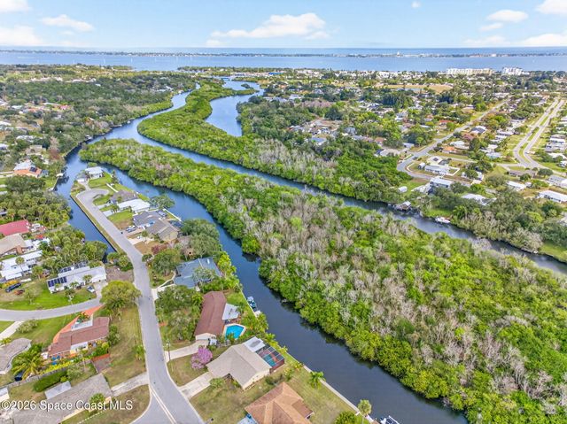 1081 Sunswept Road NE, Palm Bay, FL 32905