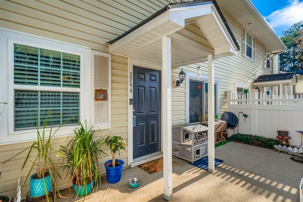 2744 St Augustine SE Trail, Marietta, GA 30067