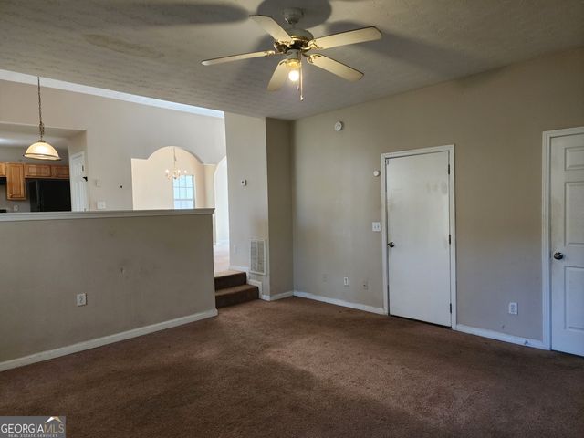 2816 Two Lake Circle, College Park, GA 30349