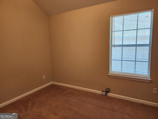 2816 Two Lake Circle, College Park, GA 30349