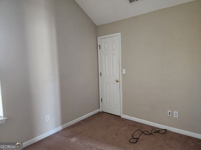 2816 Two Lake Circle, College Park, GA 30349