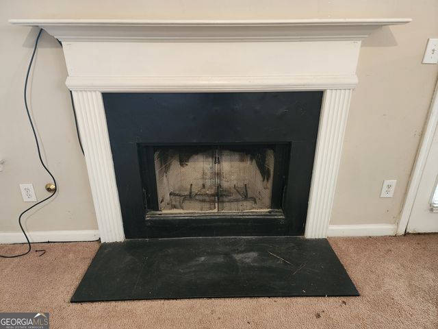 2816 Two Lake Circle, College Park, GA 30349