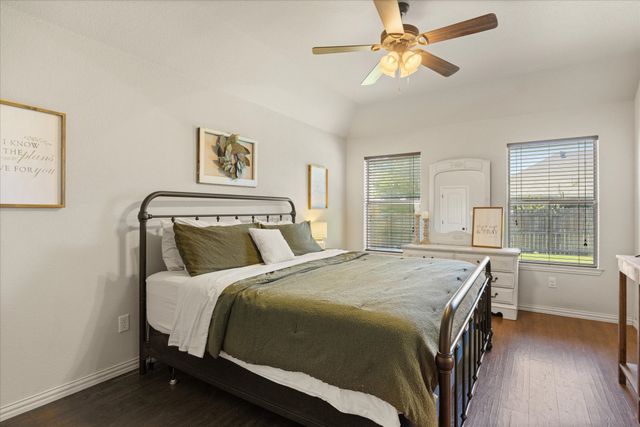 1025 Inverness Drive, Weatherford, TX 76086