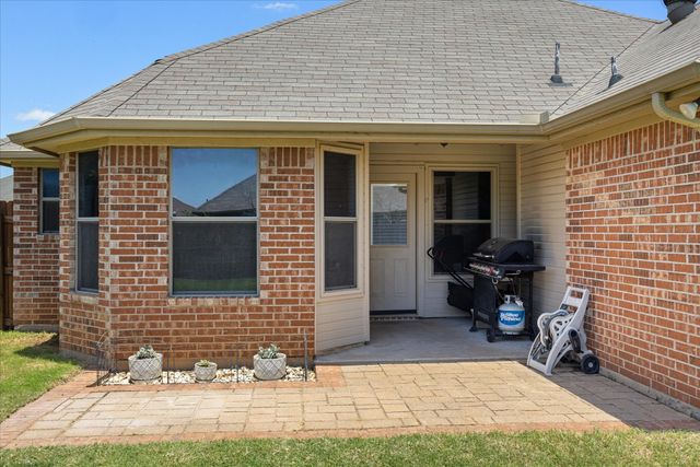 1025 Inverness Drive, Weatherford, TX 76086