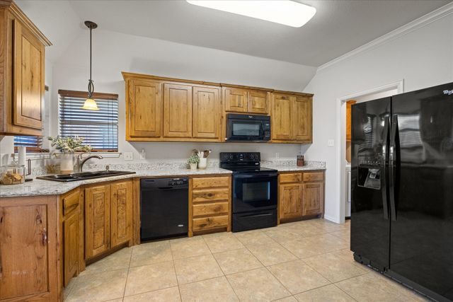 1025 Inverness Drive, Weatherford, TX 76086