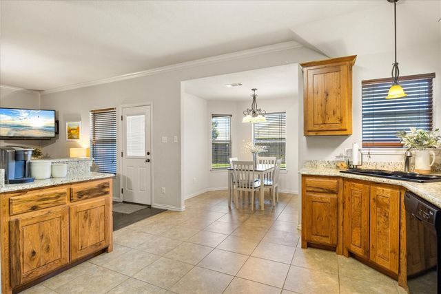 1025 Inverness Drive, Weatherford, TX 76086