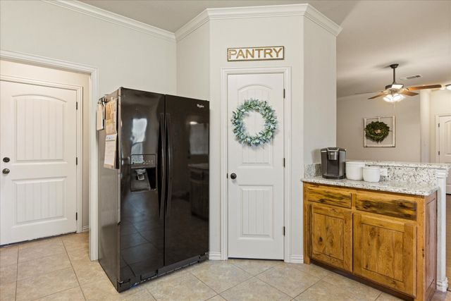 1025 Inverness Drive, Weatherford, TX 76086