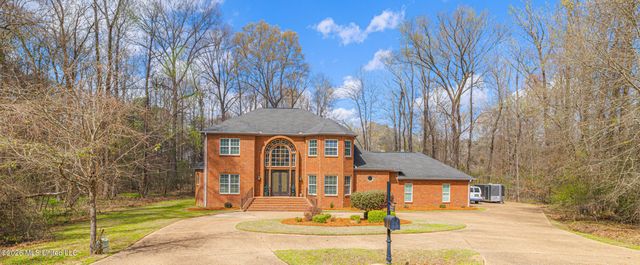 2 Atlanta Cove, Clinton, MS 39056