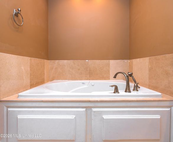 2 Atlanta Cove, Clinton, MS 39056