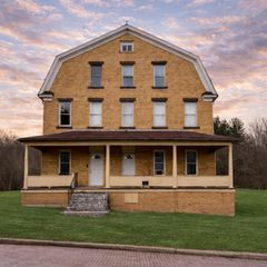 501 Bessemer Ave, Twp Of But Sw, PA 16045