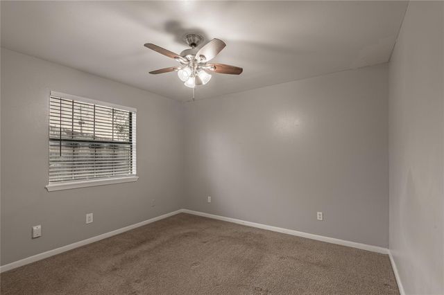 600 Palm Street 10, Huntsville, TX 77340