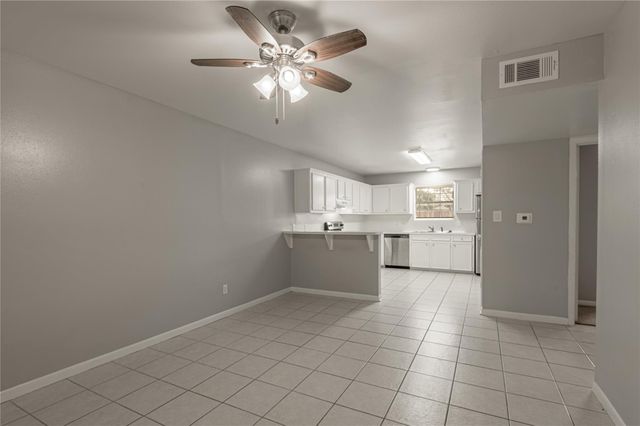 600 Palm Street 10, Huntsville, TX 77340