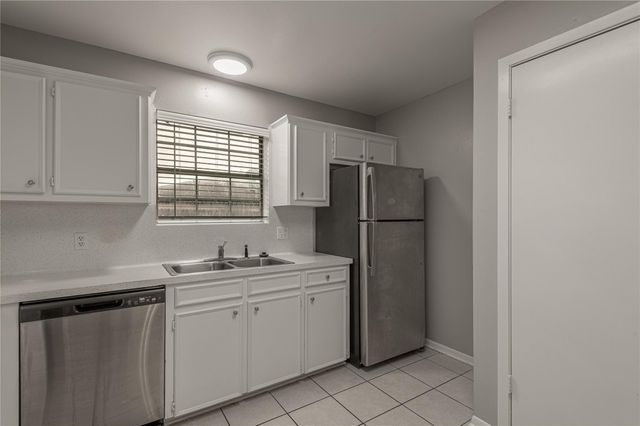 600 Palm Street 10, Huntsville, TX 77340