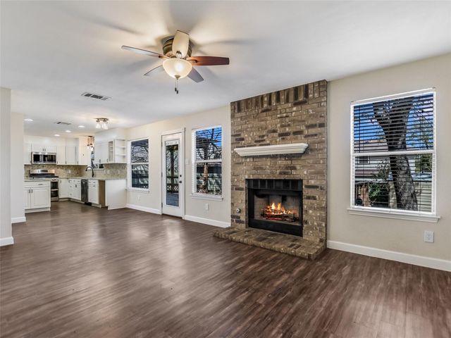 716 Shiny Rock DR, Austin, TX 78748