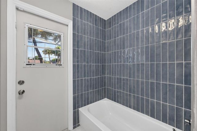 8052 S CADIZ COURT, Orlando, FL 32836