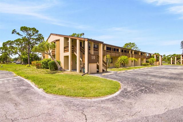 10 QUAILS RUN BOULEVARD 8, Englewood, FL 34223