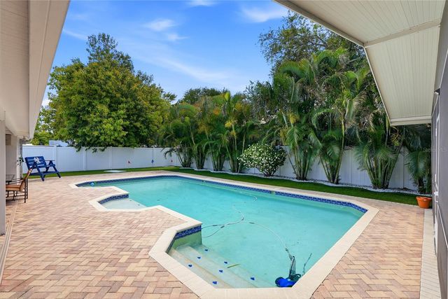 4108 W MARIETTA STREET, Tampa, FL 33616