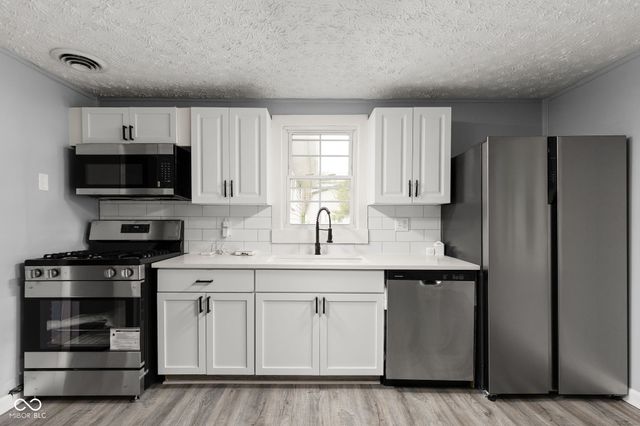 2207 Albany Street, Indianapolis, IN 46203