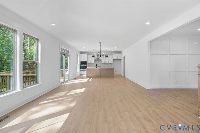 7911 Dandridge Dr, Quinton, VA 23141