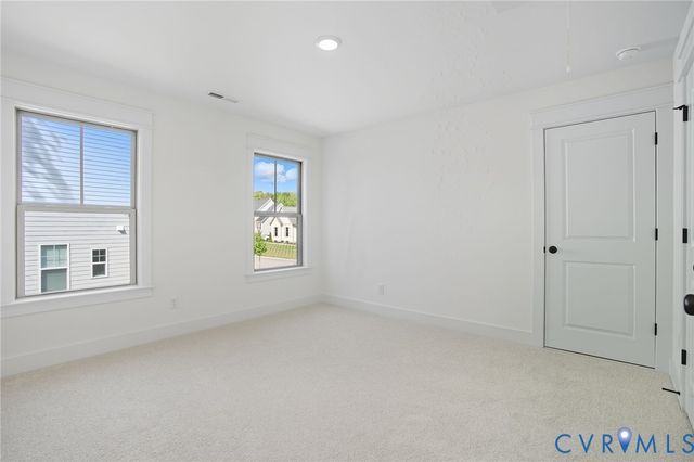 7911 Dandridge Dr, Quinton, VA 23141