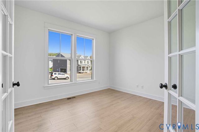 7911 Dandridge Dr, Quinton, VA 23141