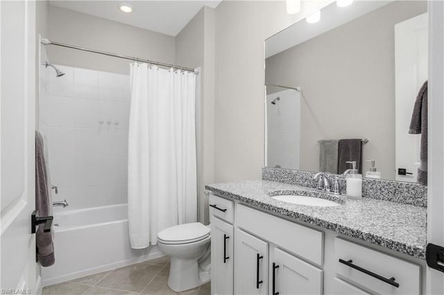 20274 Napa LOOP, Estero, FL 33928