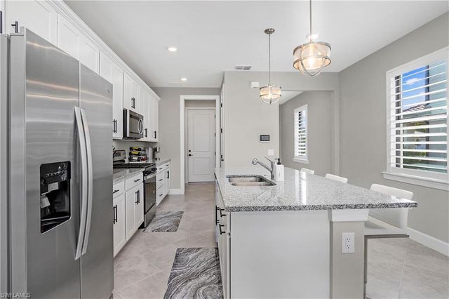 20274 Napa LOOP, Estero, FL 33928