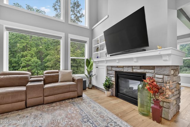 2240 Cider Mill Drive, East Lansing, MI 48823