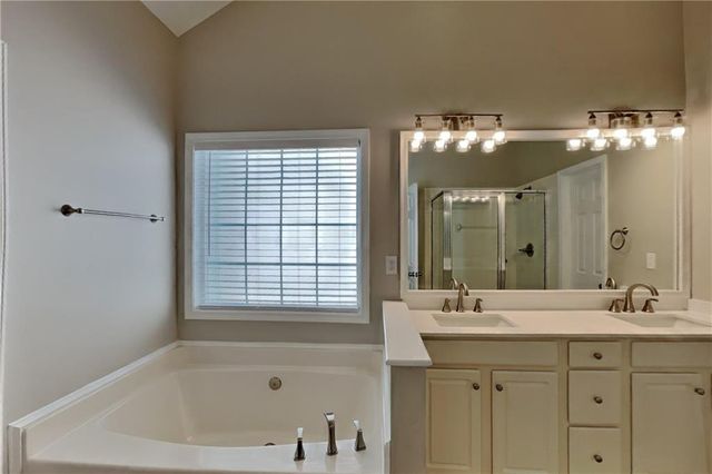 6260 Vinings Vintage Drive, Mableton, GA 30126