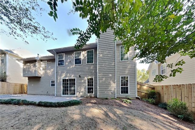 6260 Vinings Vintage Drive, Mableton, GA 30126