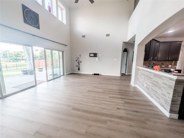 3636 Mineral DR, Leander, TX 78641
