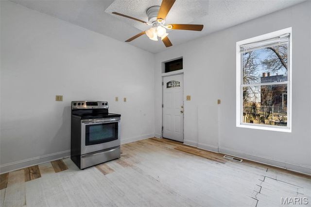 1408 E Linton Avenue, St Louis, MO 63107