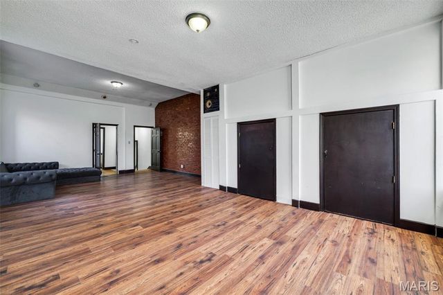 1408 E Linton Avenue, St Louis, MO 63107