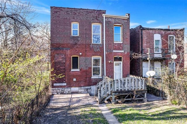 1408 E Linton Avenue, St Louis, MO 63107