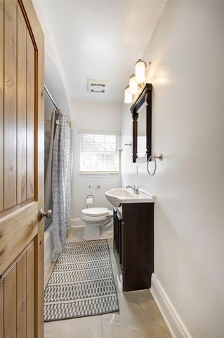 1811 Marshall Street B, Houston, TX 77098