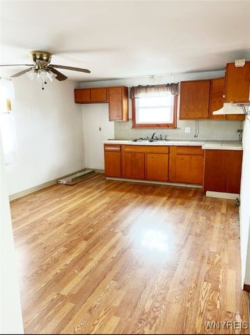 21 Yorktown Road, Cheektowaga, NY 14225