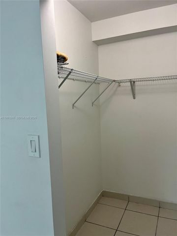 11800 SW 18th St 307-4, Miami, FL 33175