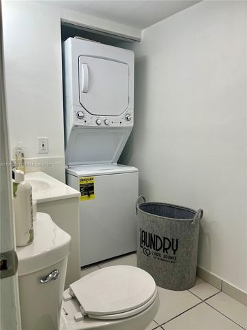 11800 SW 18th St 307-4, Miami, FL 33175