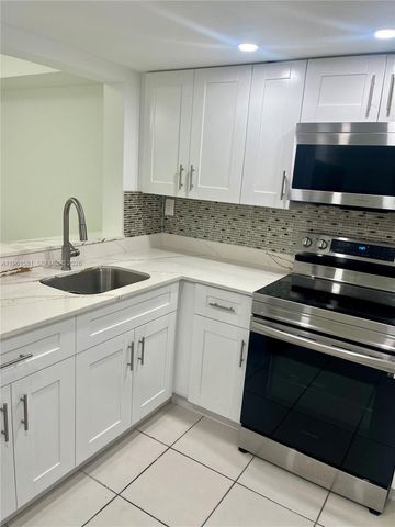 11800 SW 18th St 307-4, Miami, FL 33175