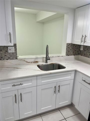 11800 SW 18th St 307-4, Miami, FL 33175