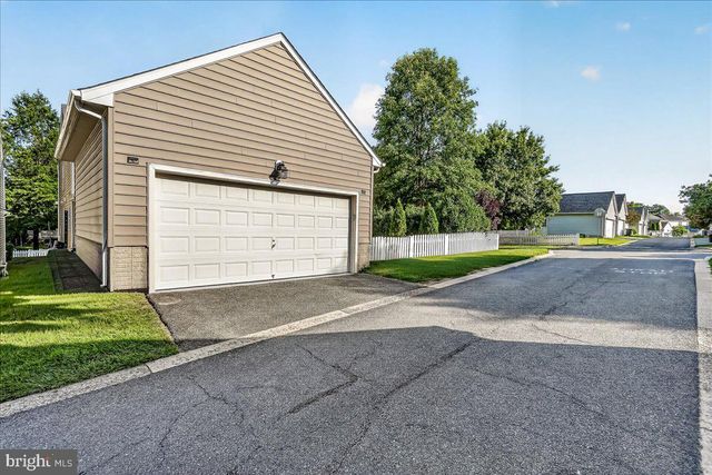 12136 CYPRESS SPRING RD, Clarksburg, MD 20871