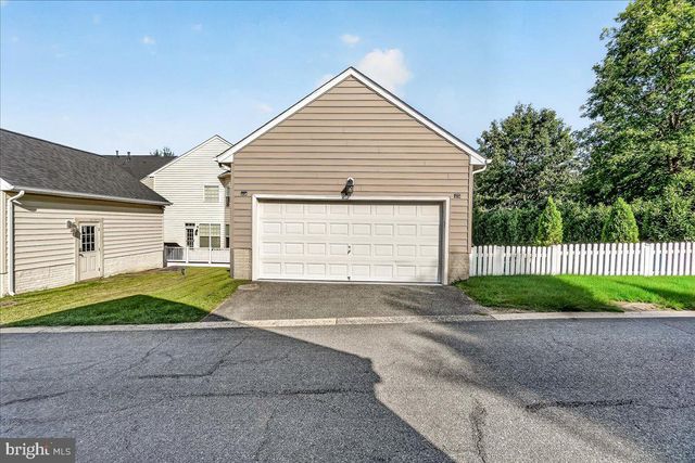 12136 CYPRESS SPRING RD, Clarksburg, MD 20871