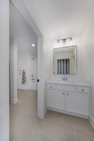 18238 Baxter Place, Clive, IA 50325