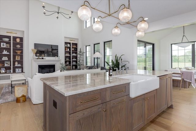 18238 Baxter Place, Clive, IA 50325